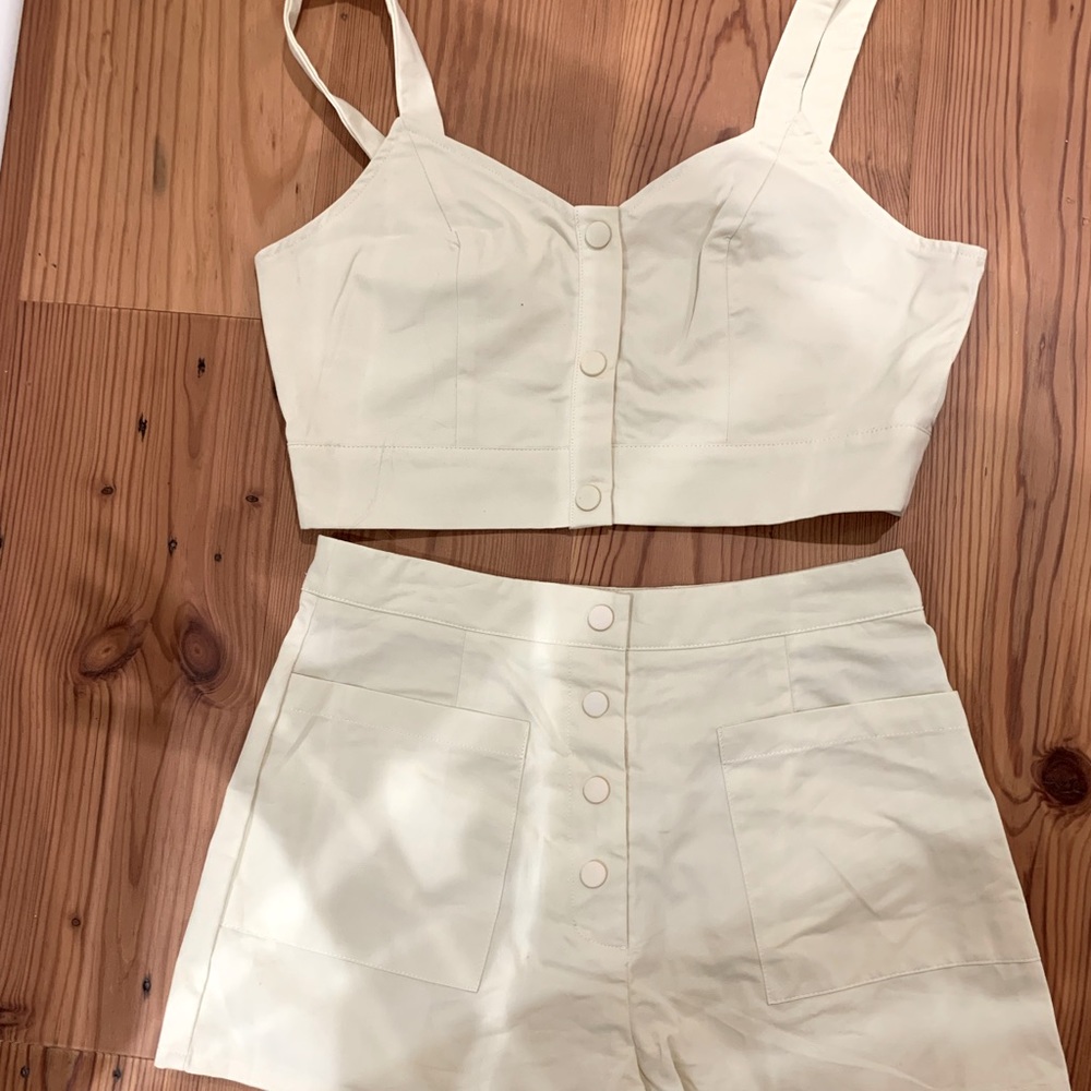 White top and shorts set!